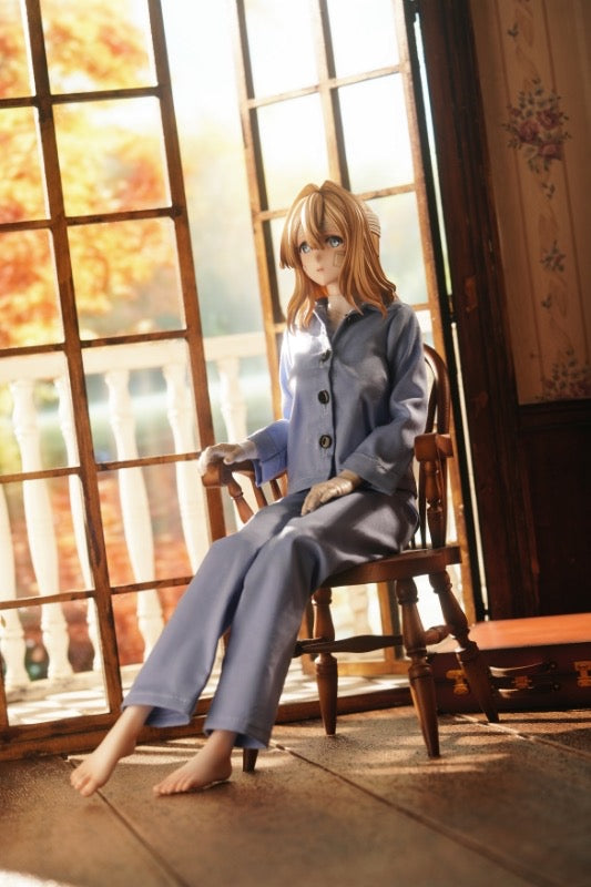 Violet Evergarden Hera Studio Violet Resin Statue