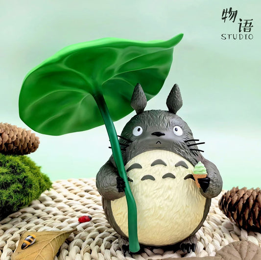 My Neighbor Totoro Wu Yu Studio Lotus leaf Totoro Resin Statue [PRE-ORDER]