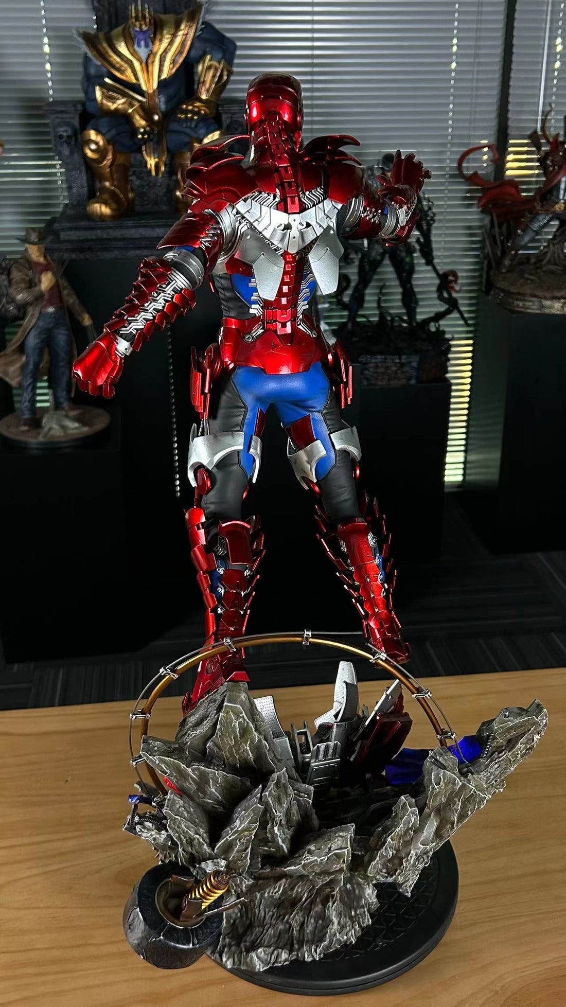 Marvel SDZ Studio Iron Man Mk.5 Resin Statue