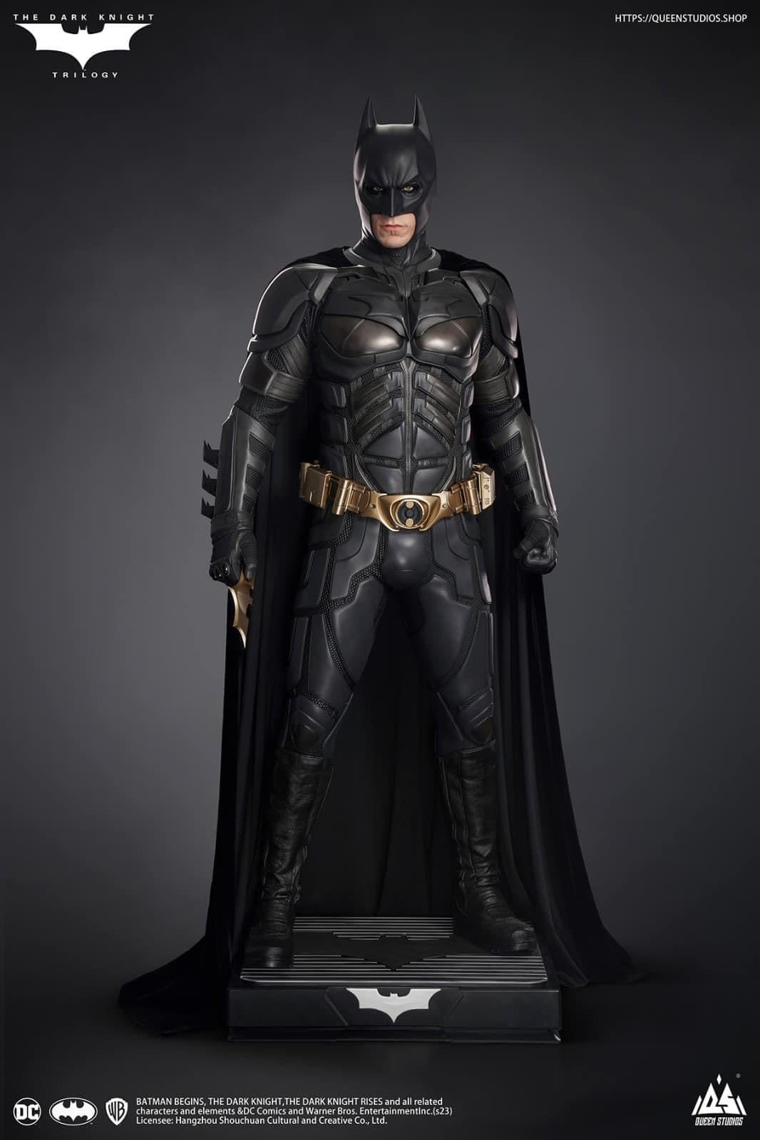 DC Comics Queen Studios The Dark Knight Batman Licensed Resin Statue