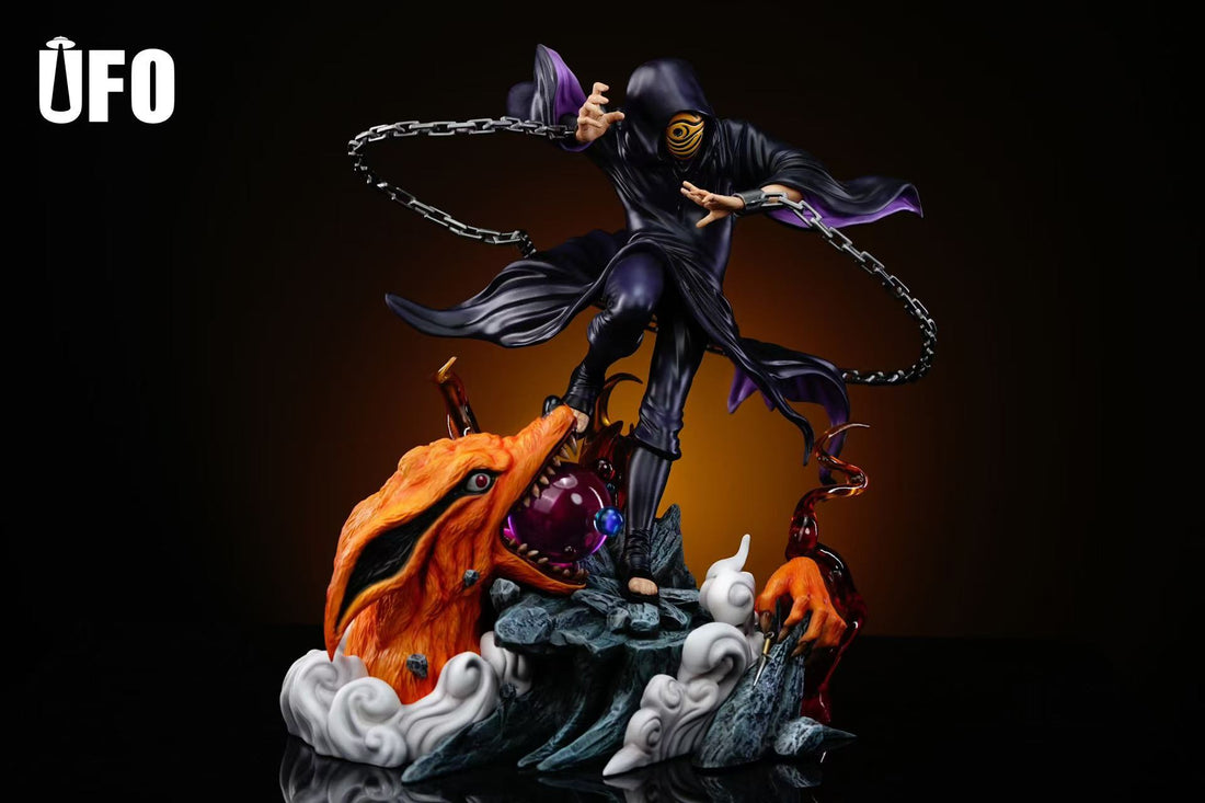 Naruto UFO Studio Uchiha Obito VS Kurama Resin Statue