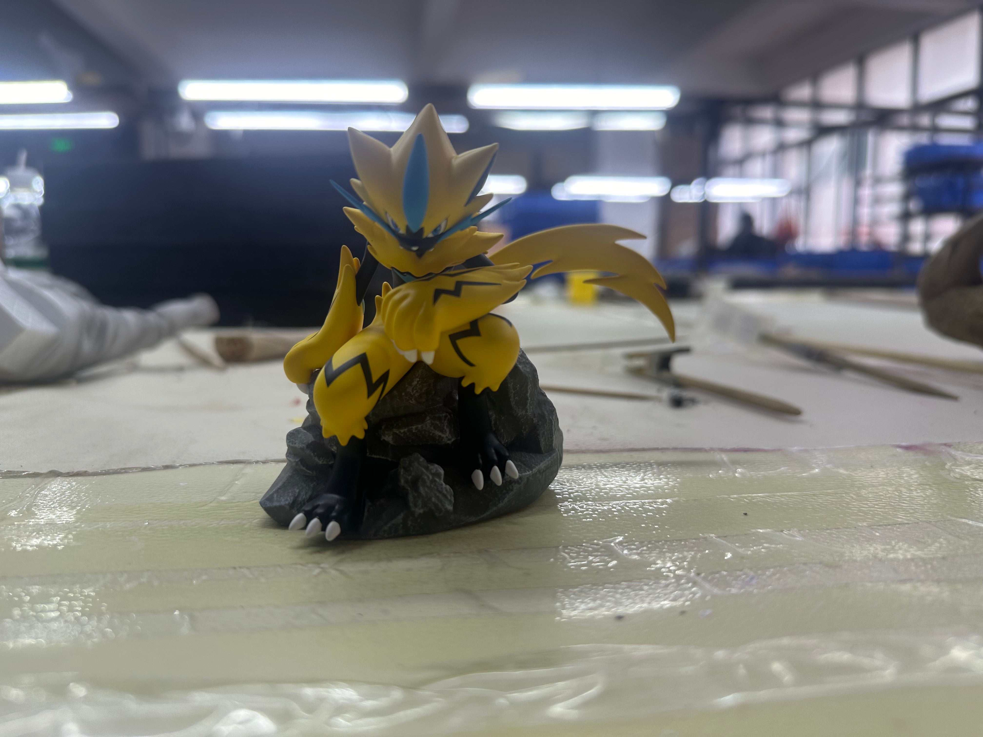 Shops zeraora figure