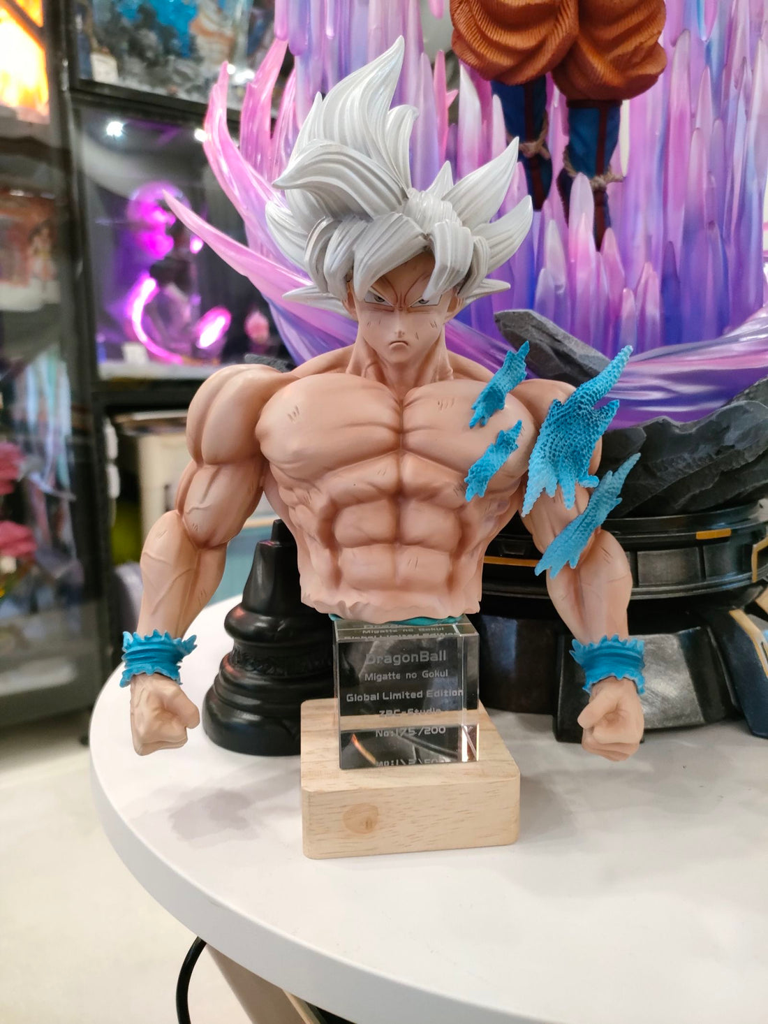 Dragon Ball ZBC Studio Goku Ultra Instinct Resin Statue