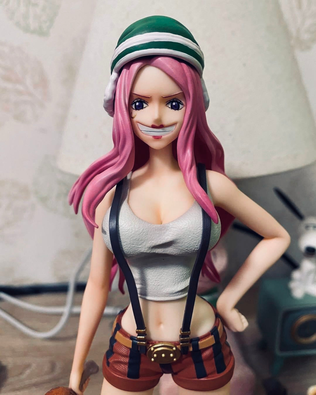 One Piece Stand Studio Jewelry Bonney Resin Statue